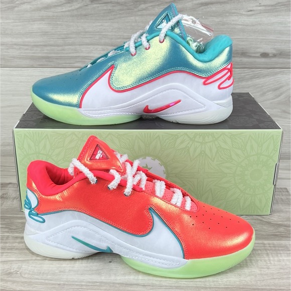 Nike LeBron 22 Christmas Pack Limelight HV5148 600 Size 11.5 Red Green Lakers main image 10